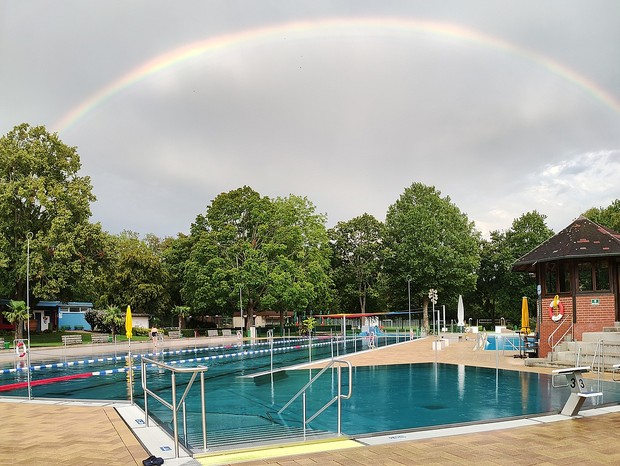 WaldbadRegenbogen.jpg